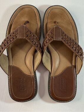 Johnston & Murphy Brown Woven Leather Thong Sandals
